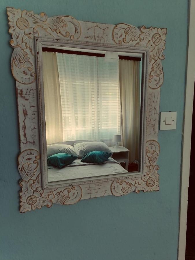 Holiday Home Modric โอโทชาส ภายนอก รูปภาพ