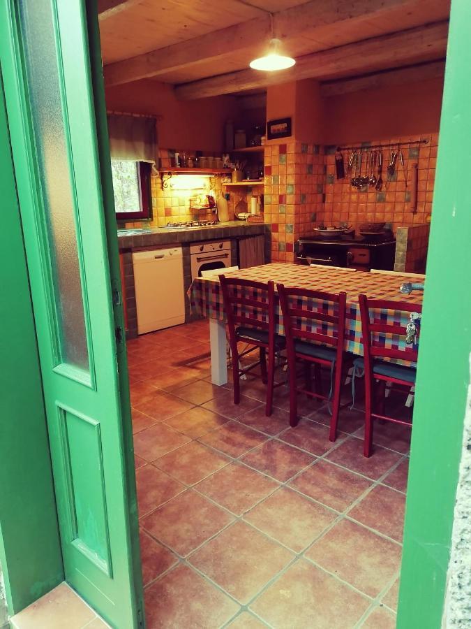 Holiday Home Modric โอโทชาส ภายนอก รูปภาพ