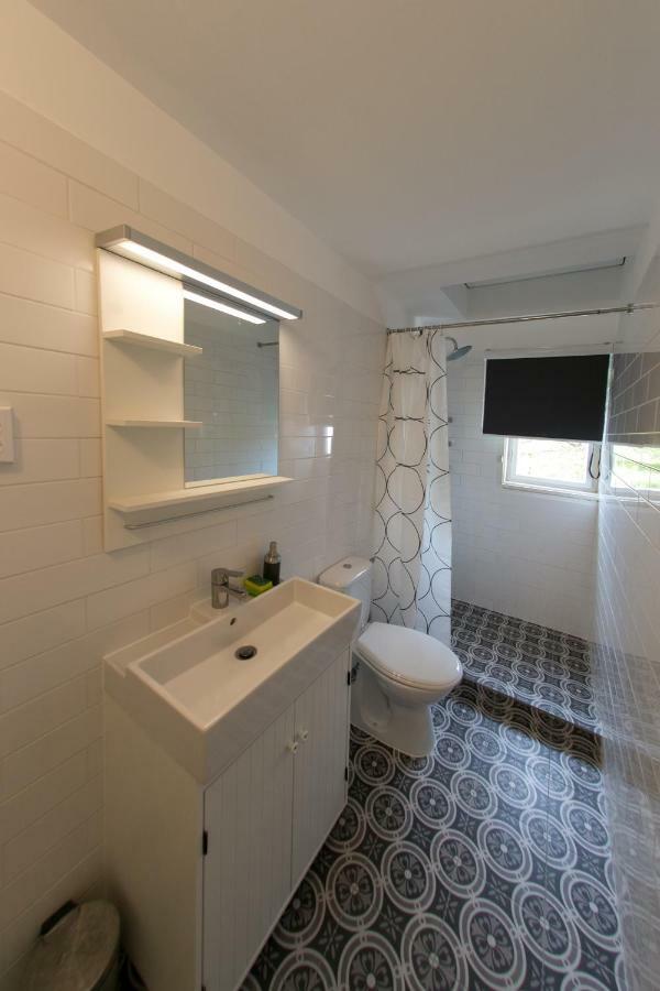 Holiday Home Modric โอโทชาส ภายนอก รูปภาพ